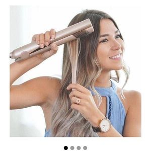 Straightening and Curling Iron